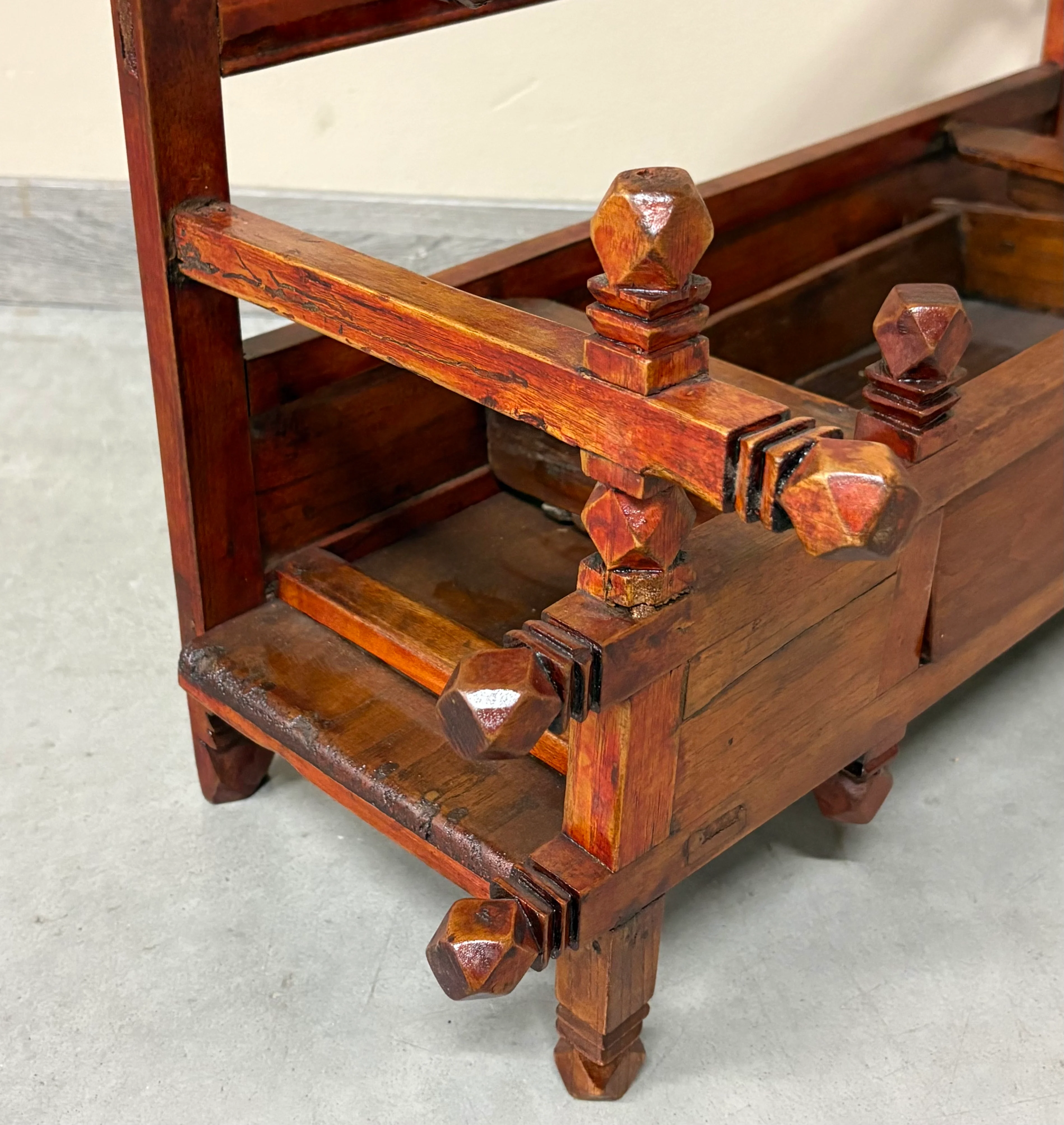 ALZATINA ORNAMENTALE IN LEGNO - Image 6