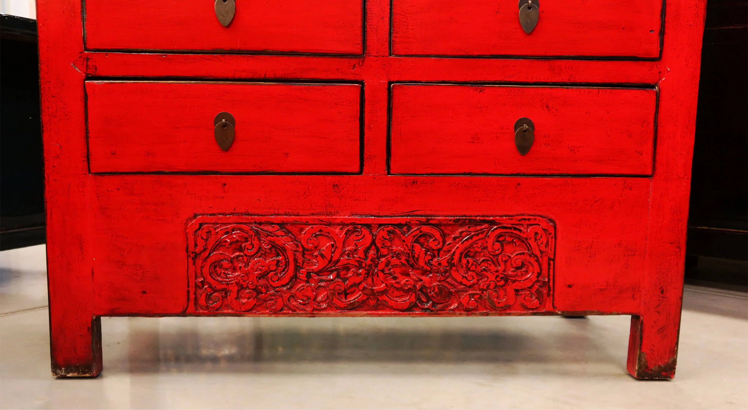 ARMADIO CINESE DELLO SHANDONG IN LACCA ROSSA - Image 8