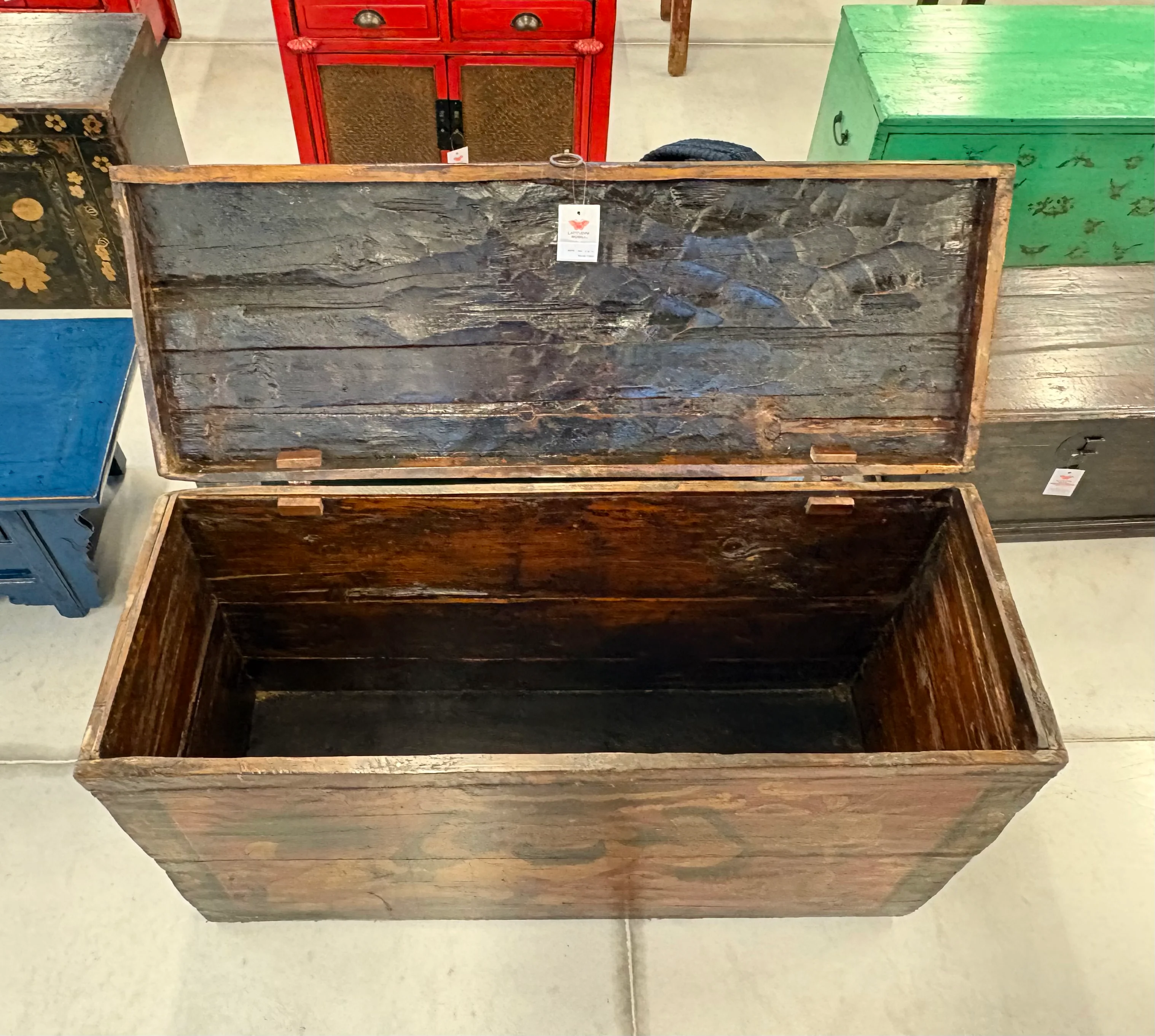 GRANDE BAULE DECORATO TIBETANO - Image 3