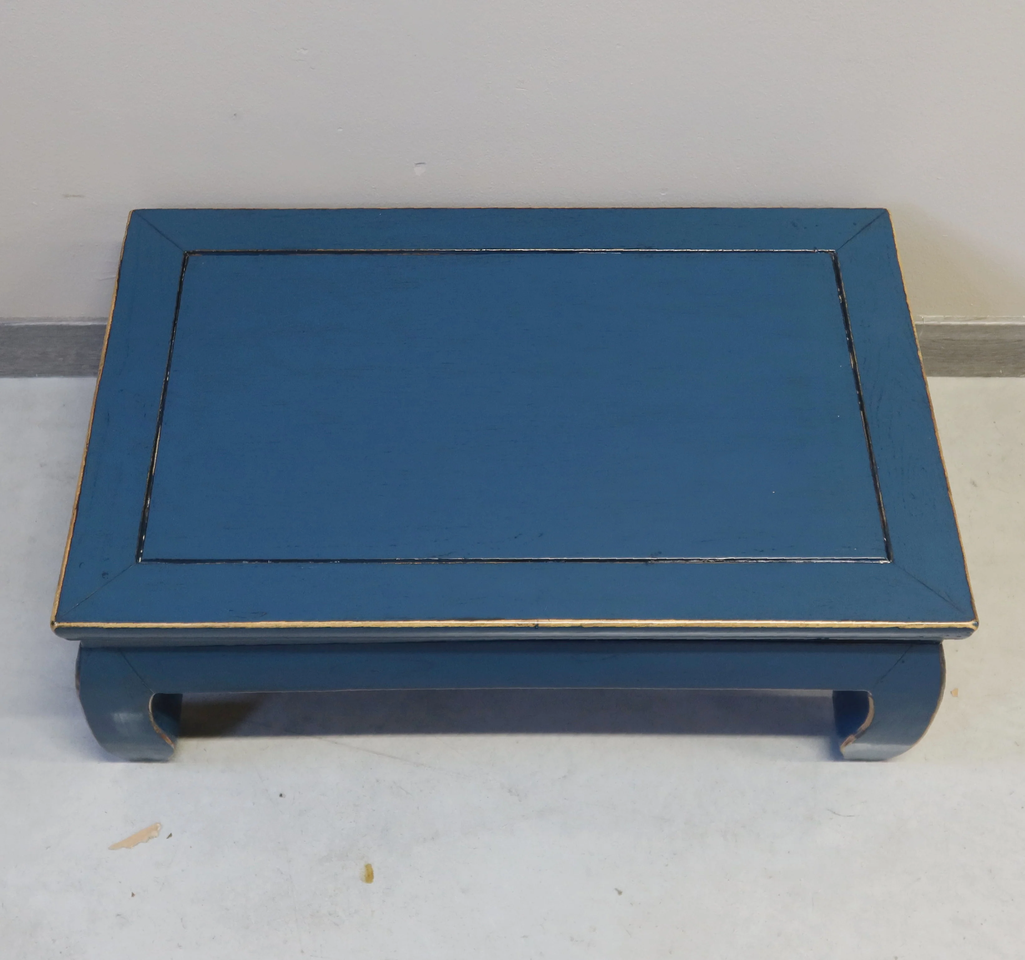 TAVOLINO CINESE LACCA BLU GAMBE ARCUATE - Image 5