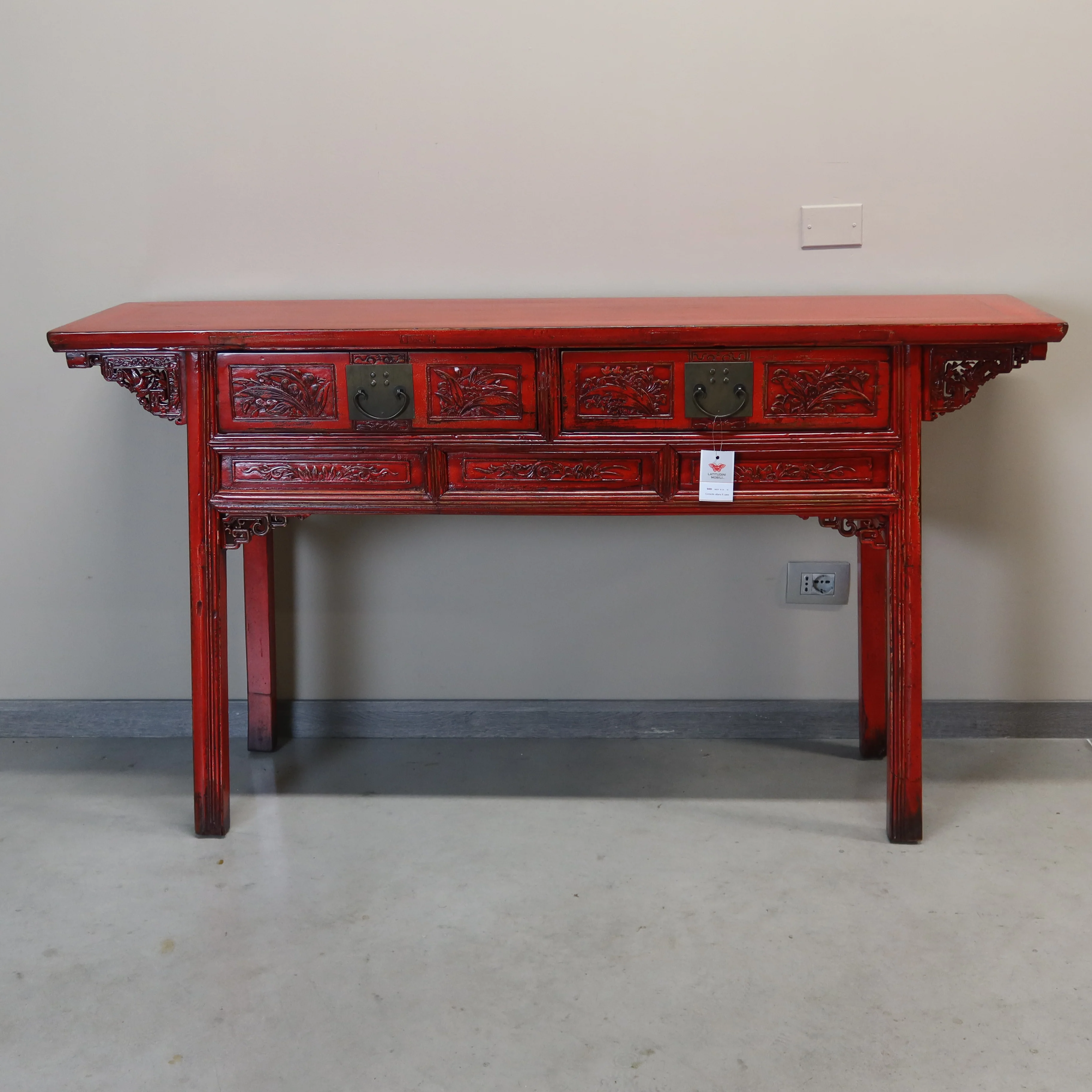 TAVOLO CONSOLLE CON CASSETTI INTAGLIATI E PIANO AGGETTANTE - Image 6